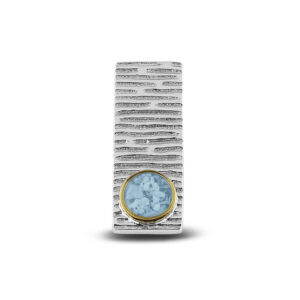 horizontal wrinkle pendant